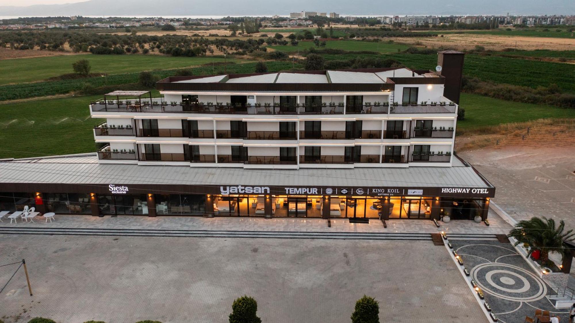 E87 Highway Otel Ören Exteriér fotografie